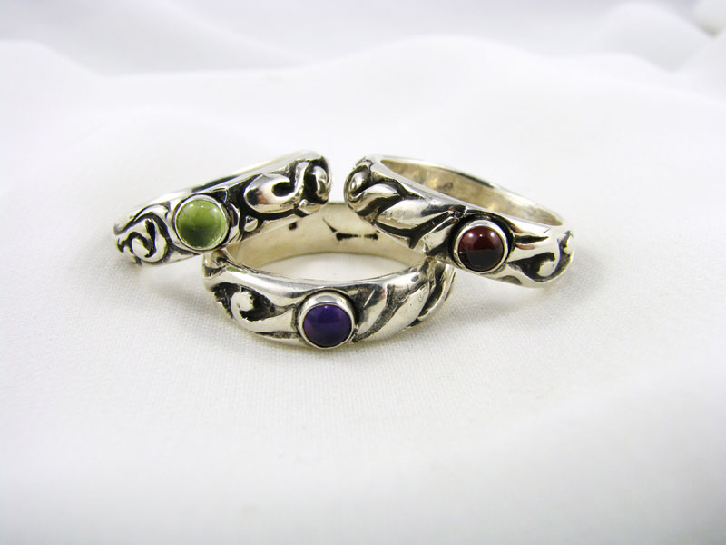 Vine Ring with Stone